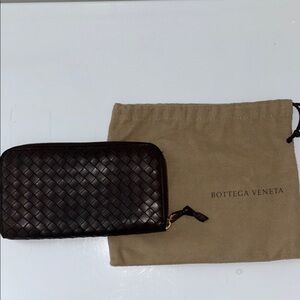 💎AUTHENTIC💎 BOTTEGA VENETA Intrecciato Brown Woven Leather Wallet & dust bag